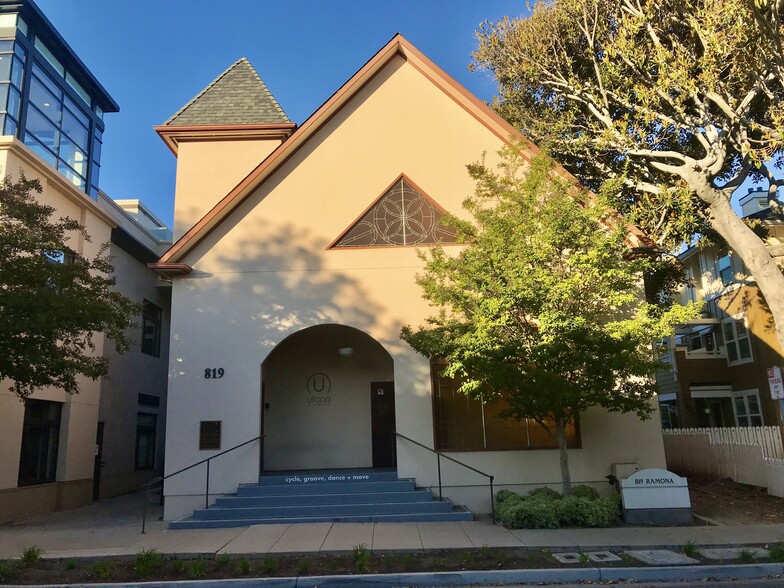 819 Ramona St, Palo Alto, CA for lease - Building Photo - Image 1 of 1