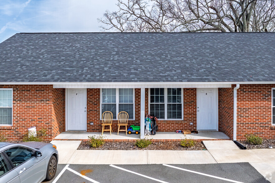 729 Fisher Ferry St, Thomasville, NC for sale - Building Photo - Image 3 of 4