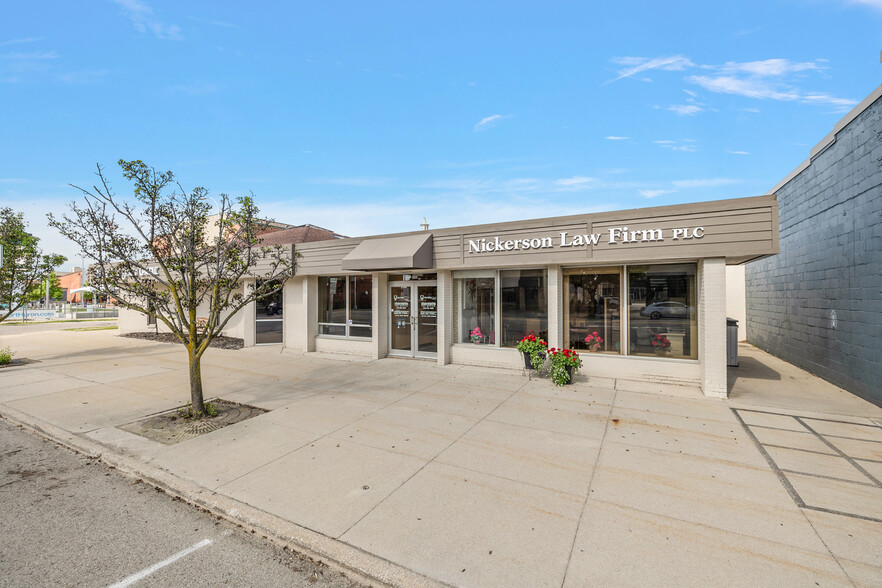 505 Huron Ave, Port Huron, MI for lease - Building Photo - Image 1 of 5