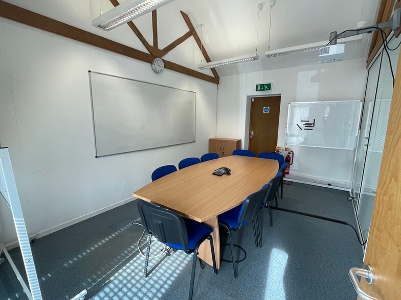 Dry Drayton Rd, Oakington for sale - Interior Photo - Image 3 of 3