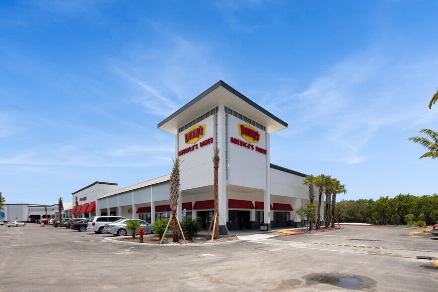 2710-2814 N Roosevelt Blvd, Key West, FL for lease - Primary Photo - Image 1 of 10