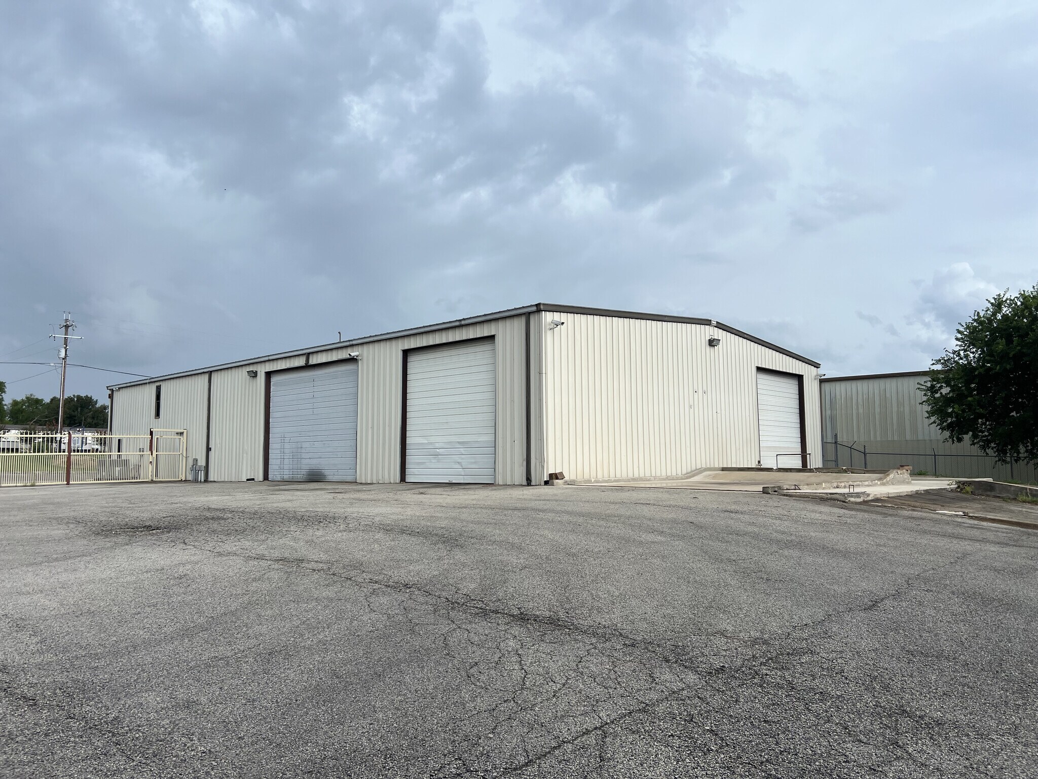 1974 US Hwy 90, Seguin, TX for sale Building Photo- Image 1 of 1