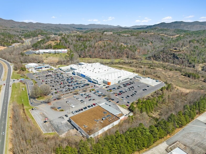 152 Rick Ramsey St, Murphy, NC for lease - Building Photo - Image 1 of 7