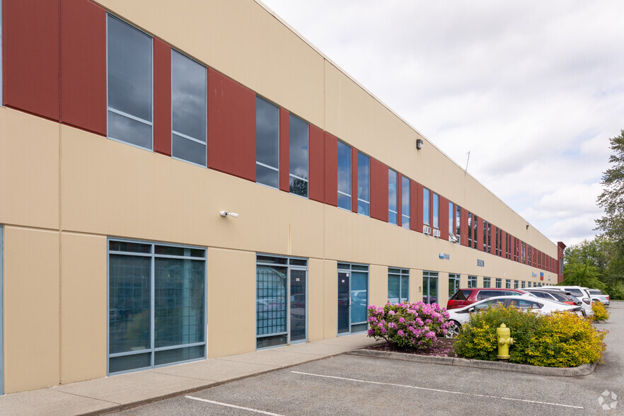 1515 Broadway St, Port Coquitlam, BC for lease - Building Photo - Image 3 of 5