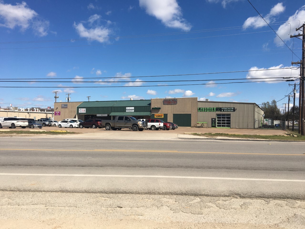 404 W Main St, Azle, TX for sale Building Photo- Image 1 of 13