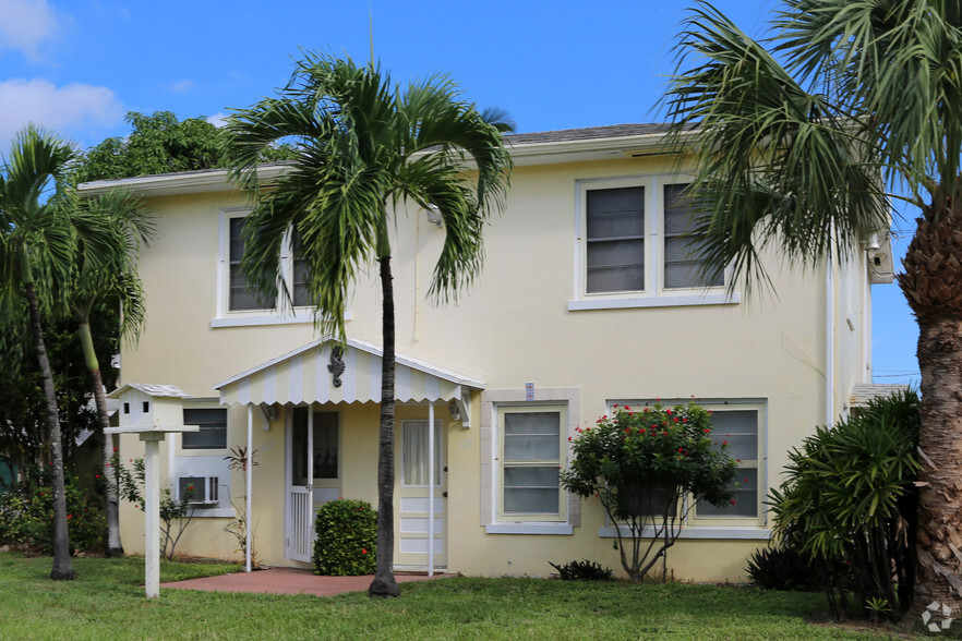 85 SE 6th Ave, Delray Beach, FL for lease - Building Photo - Image 3 of 8