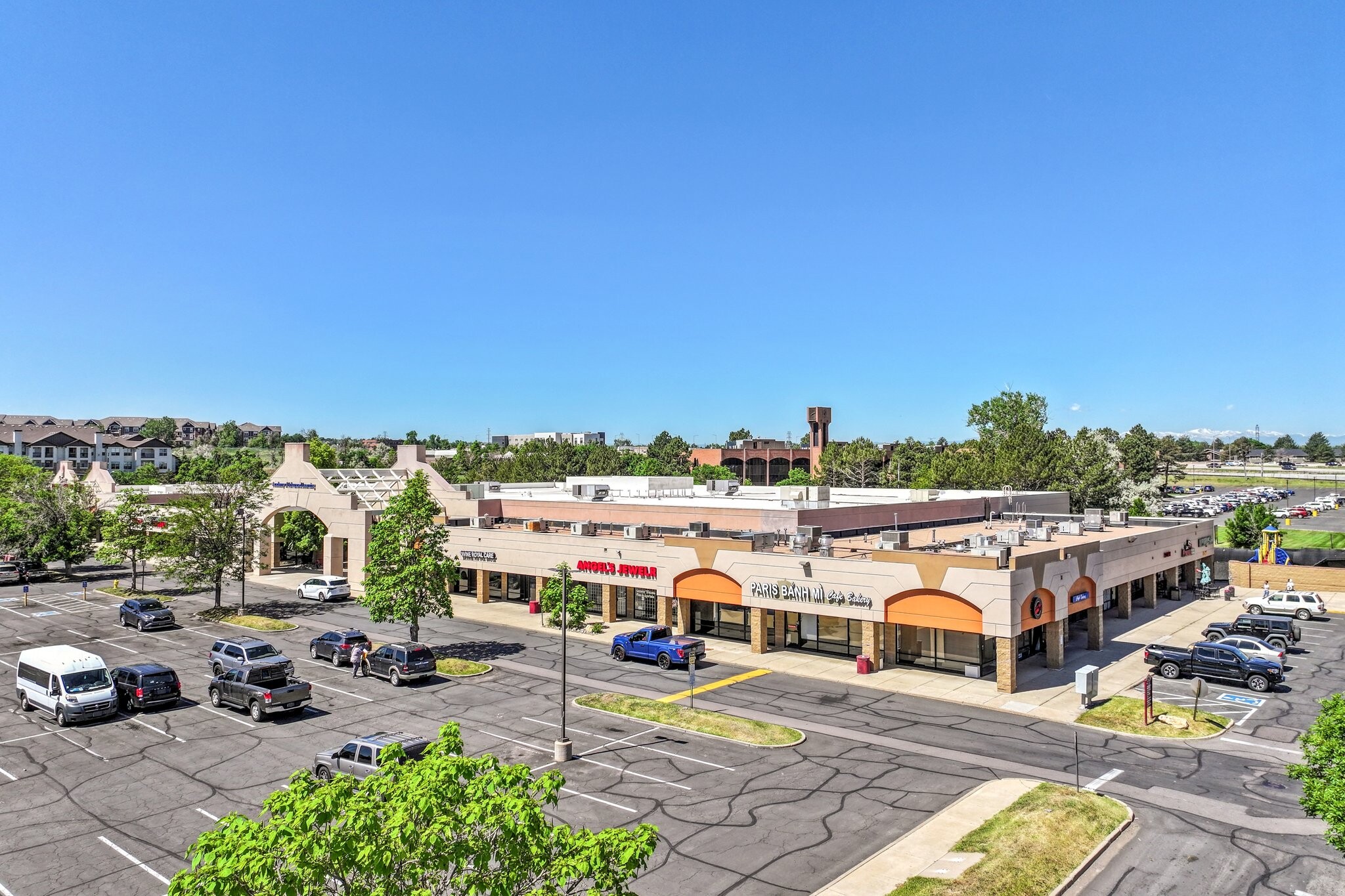 Sixth & Sable Retail Plaza portfolio of 4 properties for sale on LoopNet.com Building Photo- Image 1 of 17