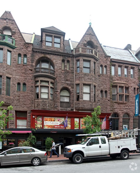 1305-1317 N Charles Street portfolio of 3 properties for sale on LoopNet.com - Primary Photo - Image 3 of 3