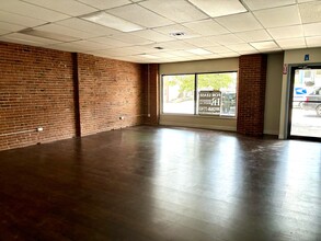 549 Howe Ave, Shelton, CT for lease Interior Photo- Image 2 of 2