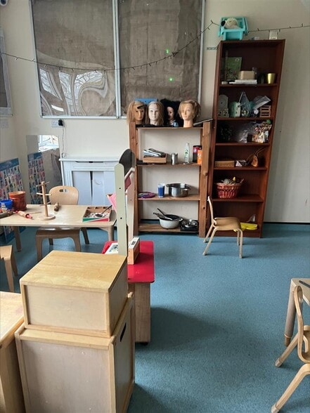 157-159 St. Barnabas Rd, Woodford Green for lease - Building Photo - Image 2 of 13