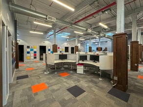 31 Hayward St, Franklin, MA for lease Interior Photo- Image 2 of 12