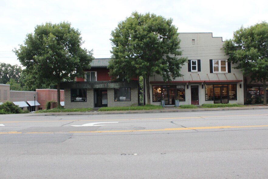2910 - 3000 Rosewood, Columbia, SC for lease - Building Photo - Image 3 of 6