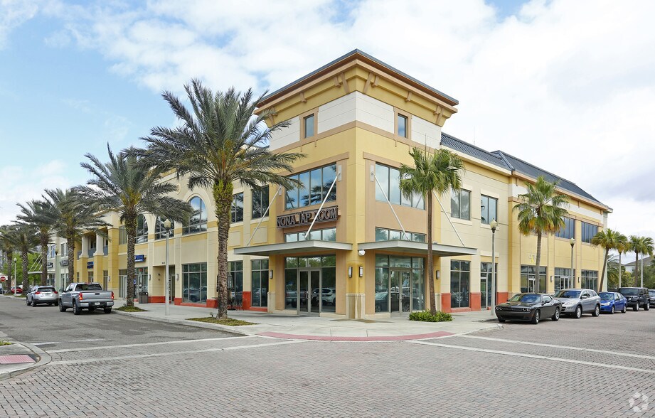 91459161 Narcoossee Rd, Orlando, FL 32827 La Vina Marketplace