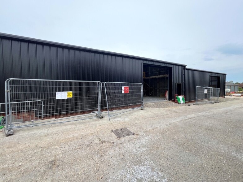 Radley Green Road, Ingatestone for lease - Building Photo - Image 2 of 2