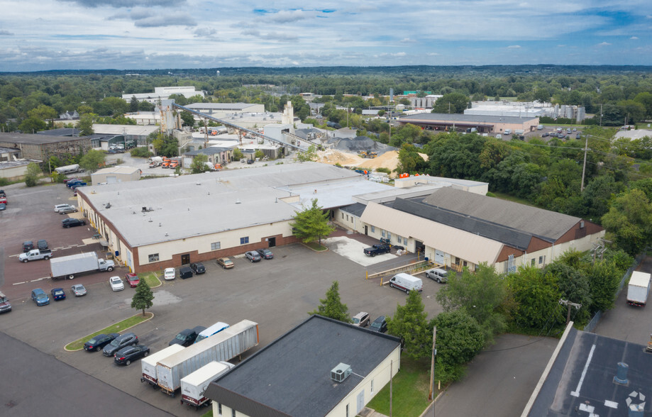 805 W 5th St, Lansdale, PA for lease - Aerial - Image 2 of 6