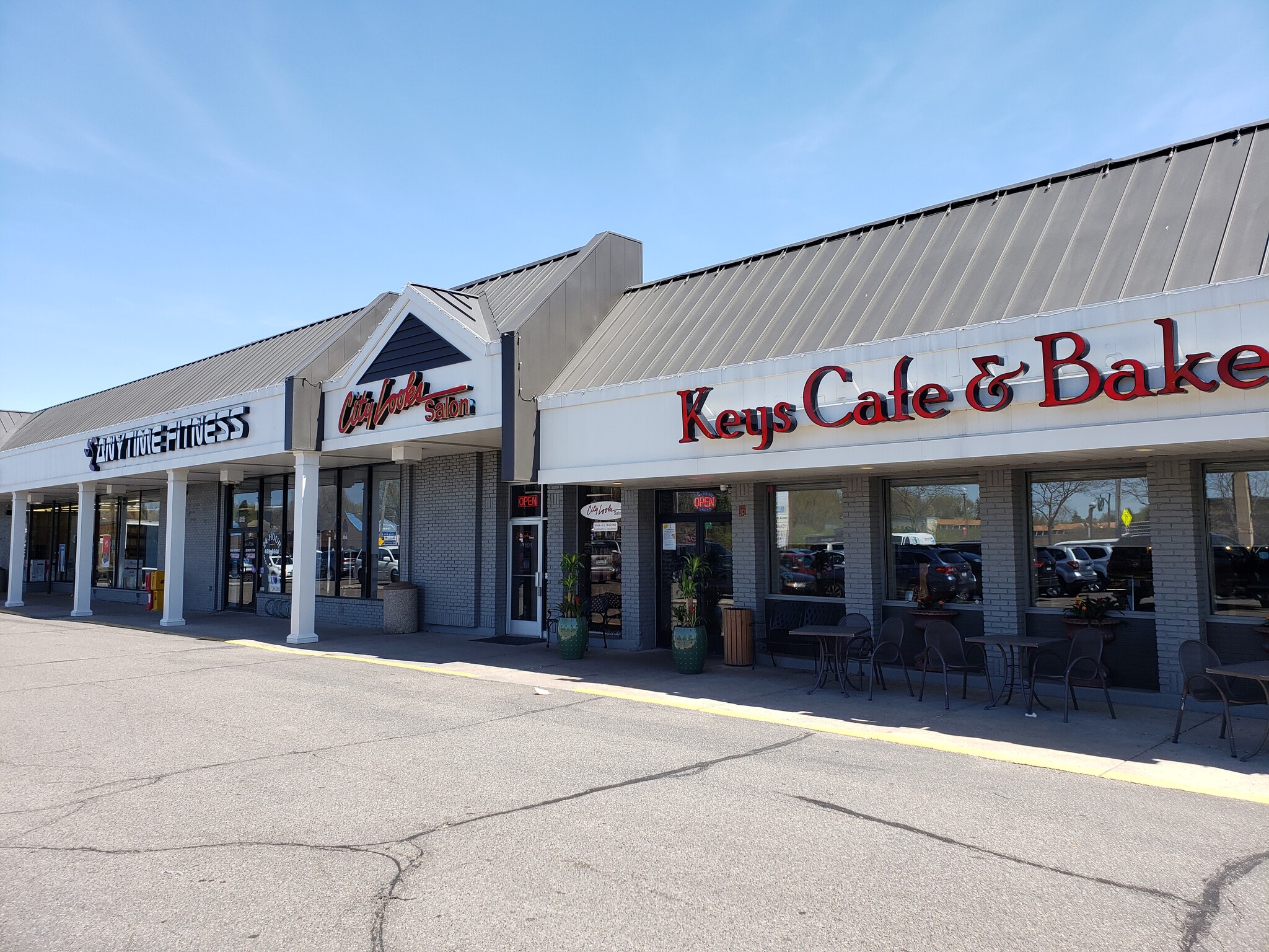 1682-1732 N Lexington Pky, Roseville, MN for lease Building Photo- Image 1 of 4