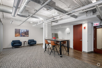 400 N Michigan Ave, Chicago, IL for lease Interior Photo- Image 1 of 4