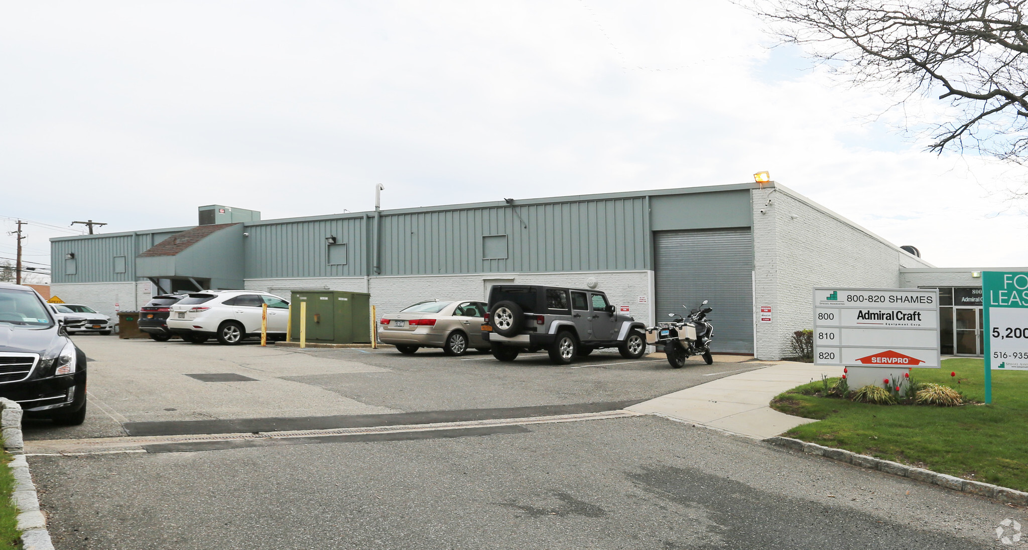 800-820 Shames Dr, Westbury, NY for lease Primary Photo- Image 1 of 18