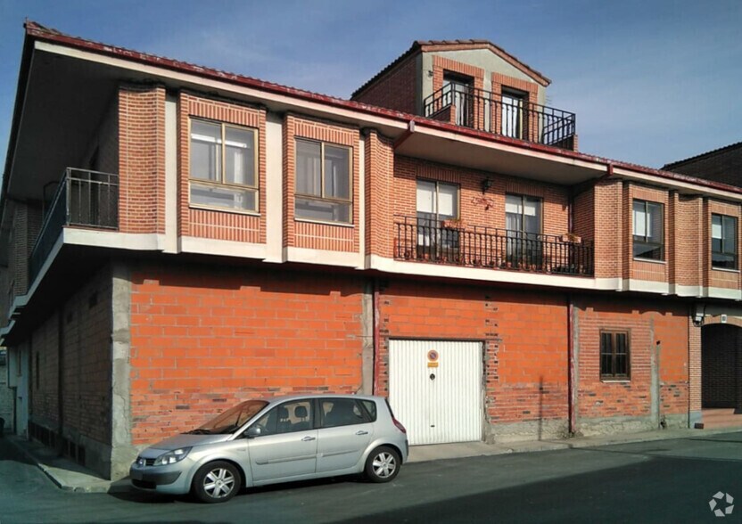 Calle Procesiones, 1, Sanchonuño, Segovia for sale - Primary Photo - Image 1 of 1