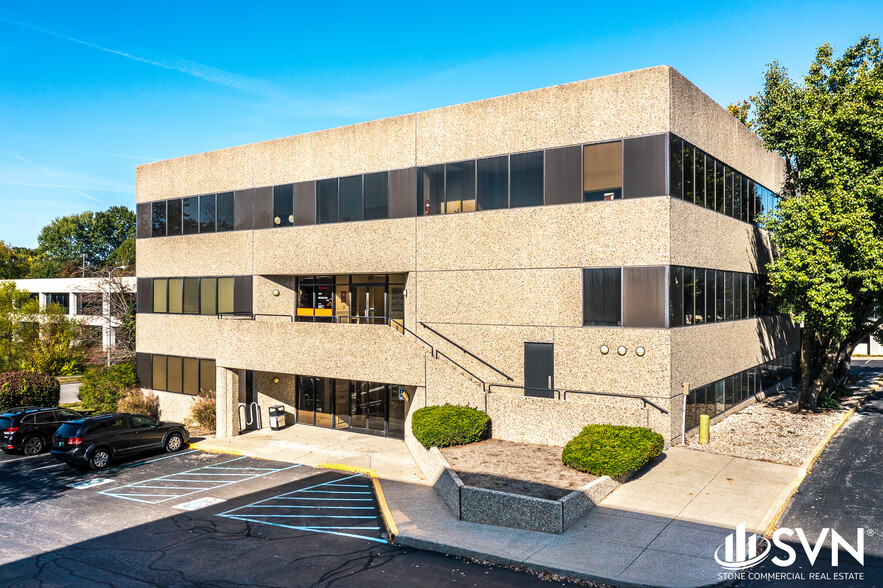 851 Corporate Dr, Lexington, KY for lease - Building Photo - Image 3 of 10