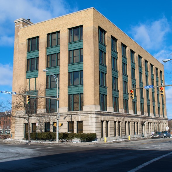 1 S Washington St, Rochester, NY for lease - Building Photo - Image 1 of 11