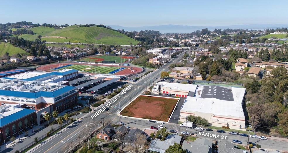 2995 Pinole Valley Rd, Pinole, CA for sale - Building Photo - Image 1 of 7