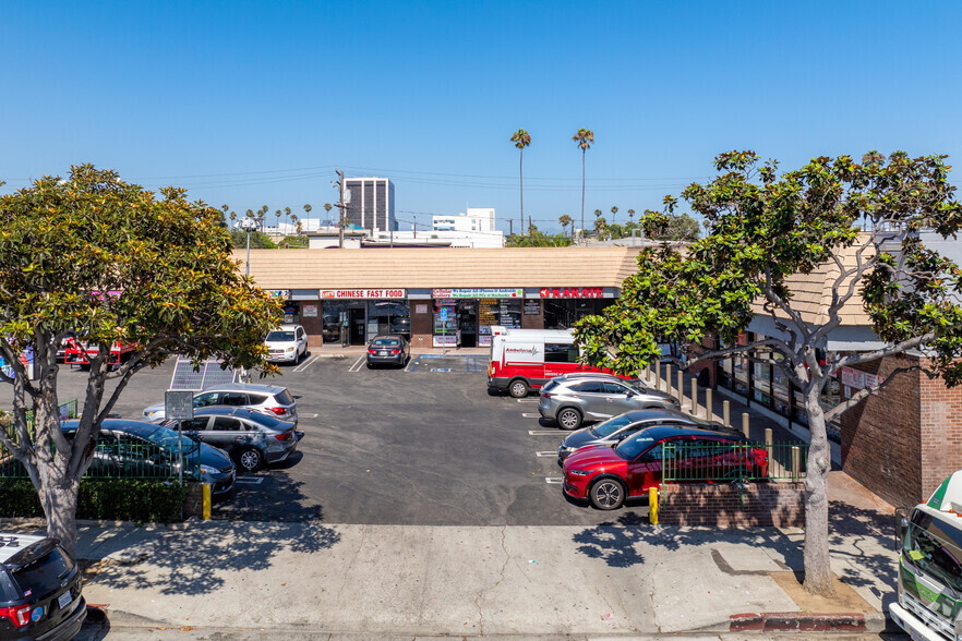 1600-1614 Santa Monica Blvd, Santa Monica, CA for sale - Building Photo - Image 2 of 21