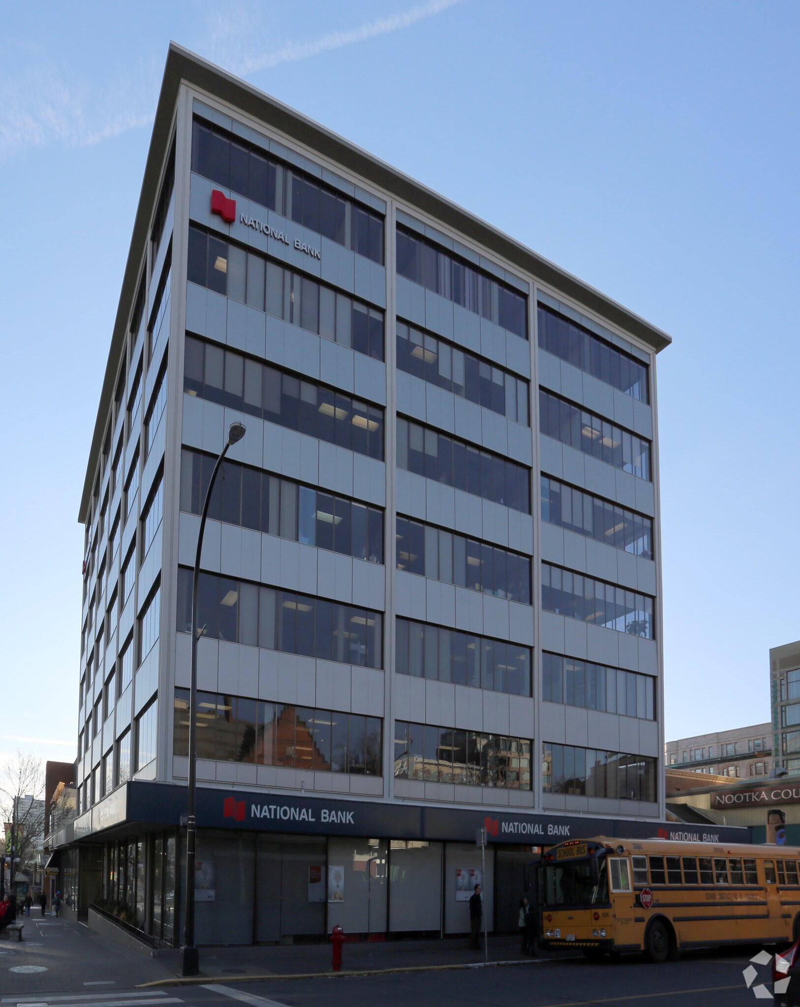 850-880 Douglas St, Victoria, BC for lease Primary Photo- Image 1 of 3