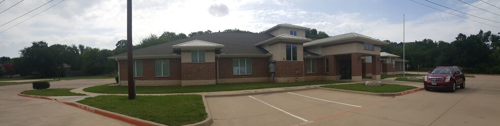 2570 NW Green Oaks Blvd, Arlington, TX for sale - Primary Photo - Image 1 of 1