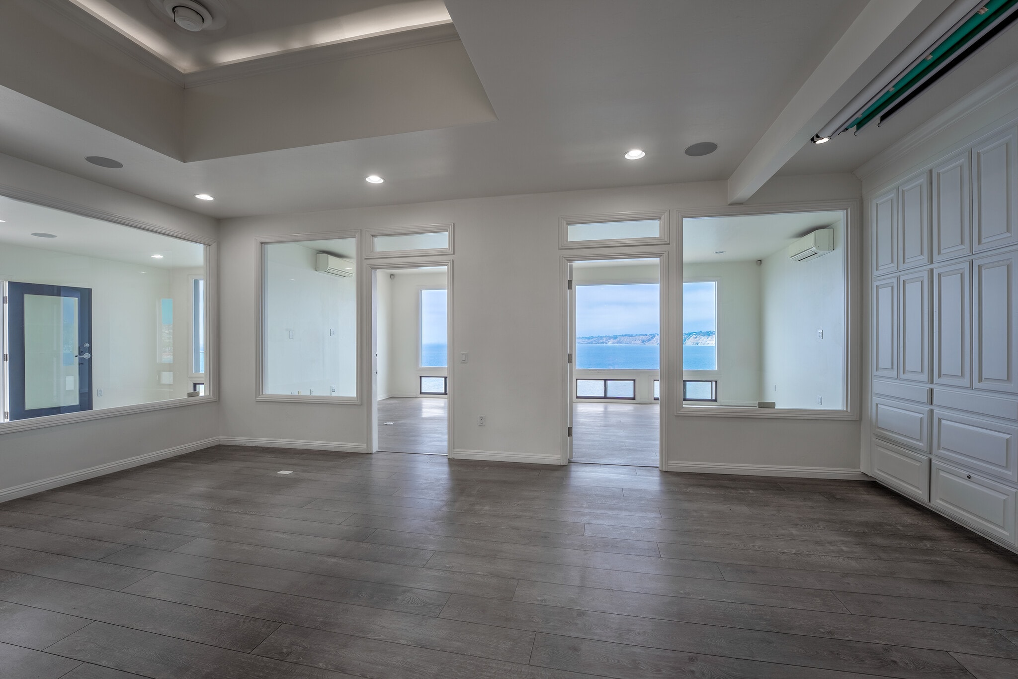 1258-1274 Prospect St, La Jolla, CA for lease Interior Photo- Image 1 of 9