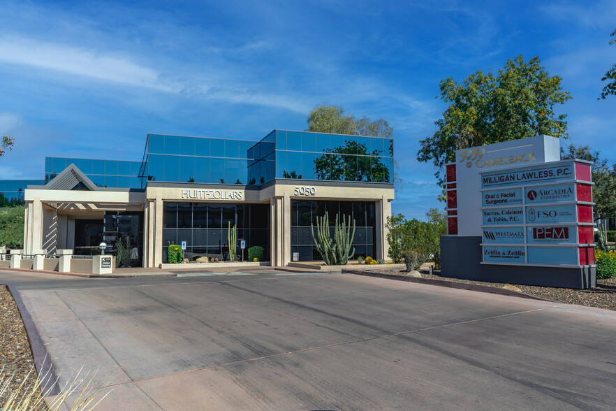 5050 N 40th St, Phoenix, AZ for lease - Building Photo - Image 1 of 11