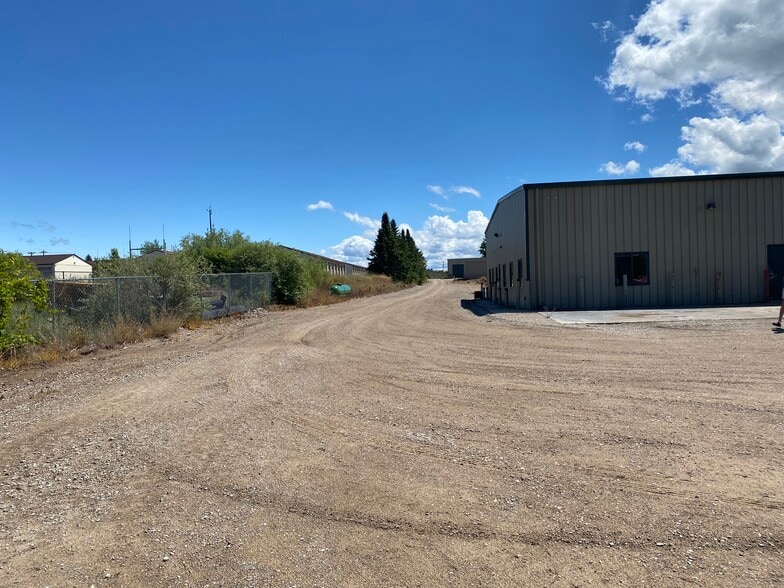 6925 M 72 E, Williamsburg, MI for lease - Building Photo - Image 3 of 21