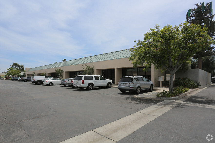 22541 Aspan St, Lake Forest, CA for lease - Building Photo - Image 2 of 5