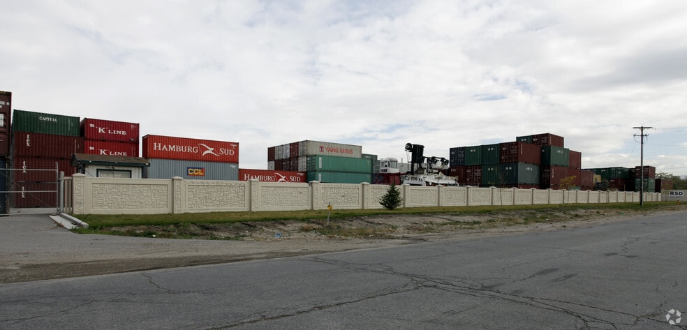 5048 W 700 S, Salt Lake City, UT for lease - Building Photo - Image 2 of 3