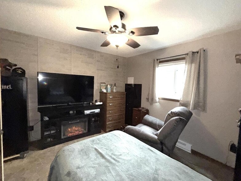 321 State 371 S, Hackensack, MN for sale - Interior Photo - Image 3 of 23