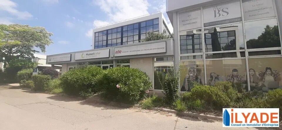 75 Rue Marcelin Berthelot, Aix-en-Provence for sale - Building Photo - Image 1 of 7