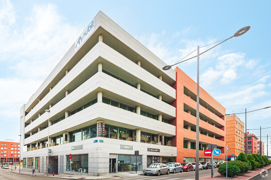 Avenida Labradores, 1, Tres Cantos, Madrid for lease - Building Photo - Image 1 of 1