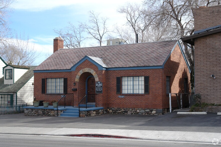 216 Mt Rose St, Reno, NV 89509