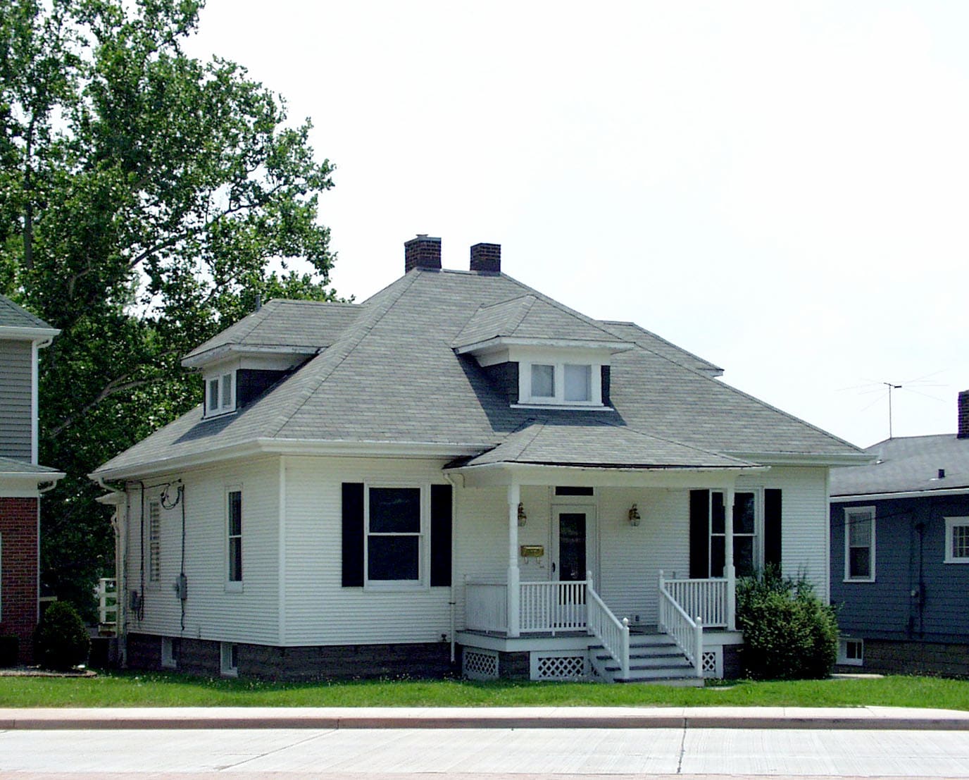 206 S Kingshighway St, Saint Charles, MO for sale Primary Photo- Image 1 of 2