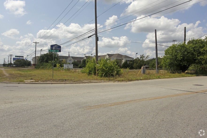 1201 E Saint Elmo Rd, Austin, TX for sale - Building Photo - Image 3 of 7