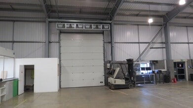 Club Way, Peterborough for lease Interior Photo- Image 1 of 4