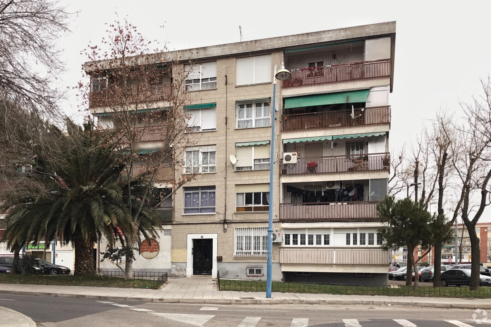 Multifamily in Parla, Madrid for sale Primary Photo- Image 1 of 3