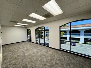 4984 El Camino Real, Los Altos, CA for lease Interior Photo- Image 2 of 4