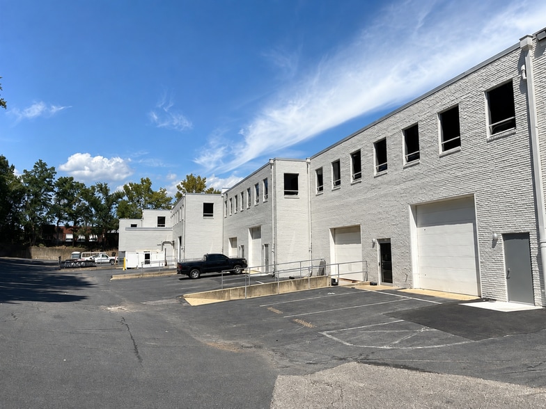 5400 Port Royal Rd, Springfield, VA for lease - Building Photo - Image 3 of 3