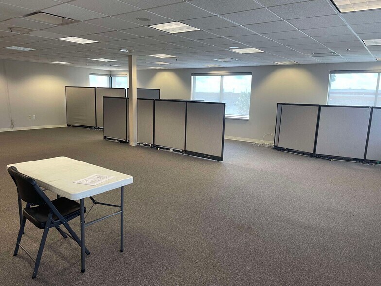 3350 35th Ave S, Fargo, ND for lease - Interior Photo - Image 2 of 4