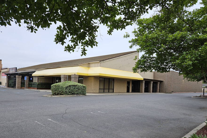 2501 McHenry Ave, Modesto, CA for lease - Building Photo - Image 2 of 32