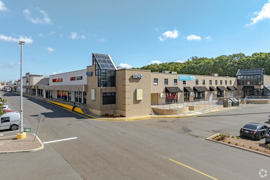 1245 Dixwell Ave, Hamden, CT for sale - Primary Photo - Image 1 of 1