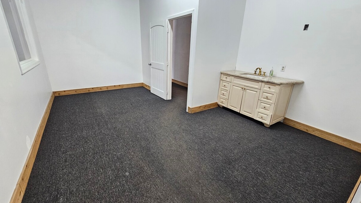 5010-5030 Acoma St, Denver, CO for lease Interior Photo- Image 1 of 9