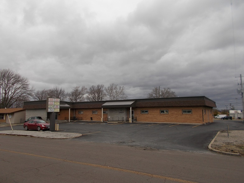 1806 W 11th St, Sedalia, MO for lease - Other - Image 1 of 1