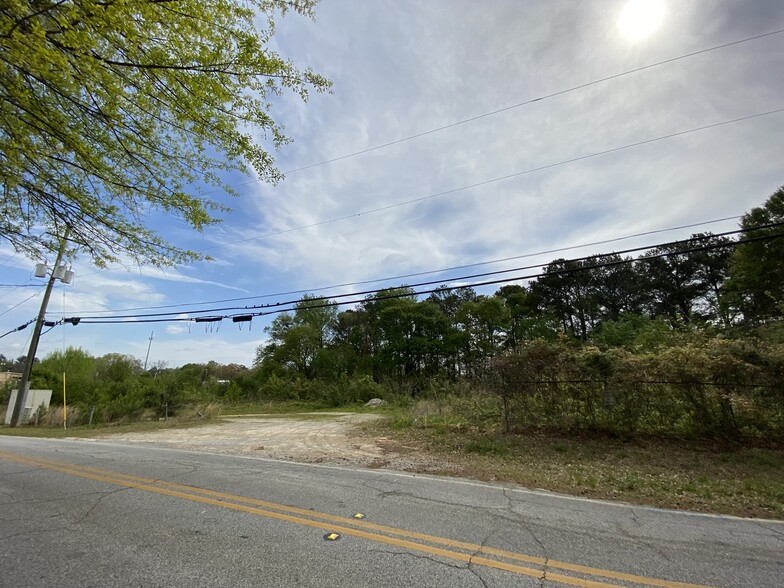 4972 Springdale Rd, Forest Park, GA for sale - Building Photo - Image 3 of 5